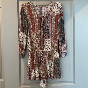 American Eagle Paisley 3/4 Sleeve Romper Medium